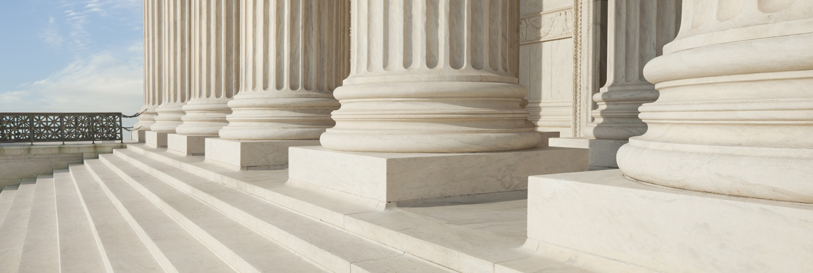 Vais Law, përbëhet nga dy përmbarues privat, staf me profil të lartë ligjor dhe staf mbështetës. Kjo na mundëson që të adresojmë me shpejtësi rekord çdo propozim për përmbarim për t’i ofruar kreditorit qetësinë për të cilën ka nevojë.